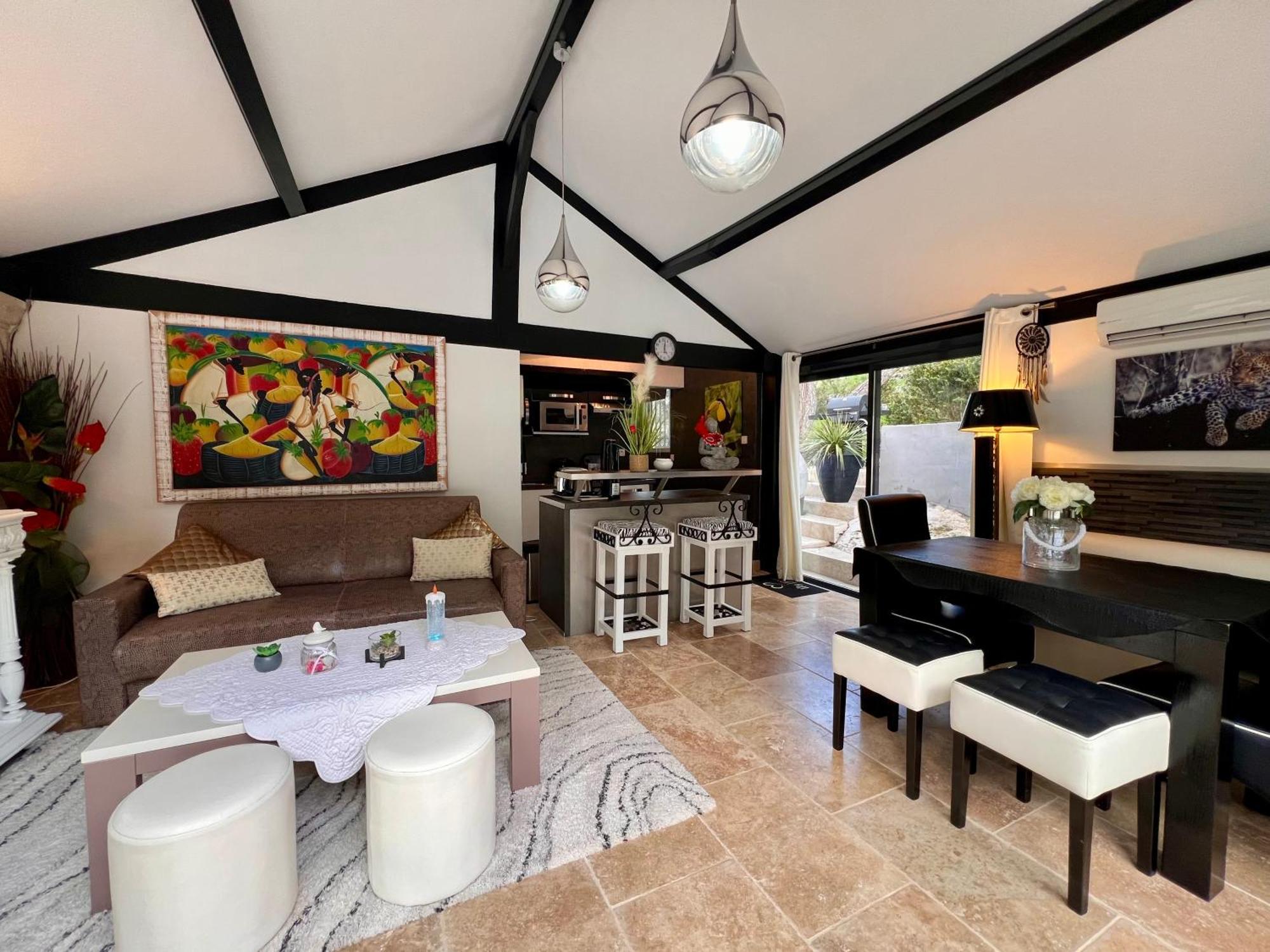 Gite Des Estelles "Axel" Avec Espace Jacuzzi Cavaillon Exterior photo