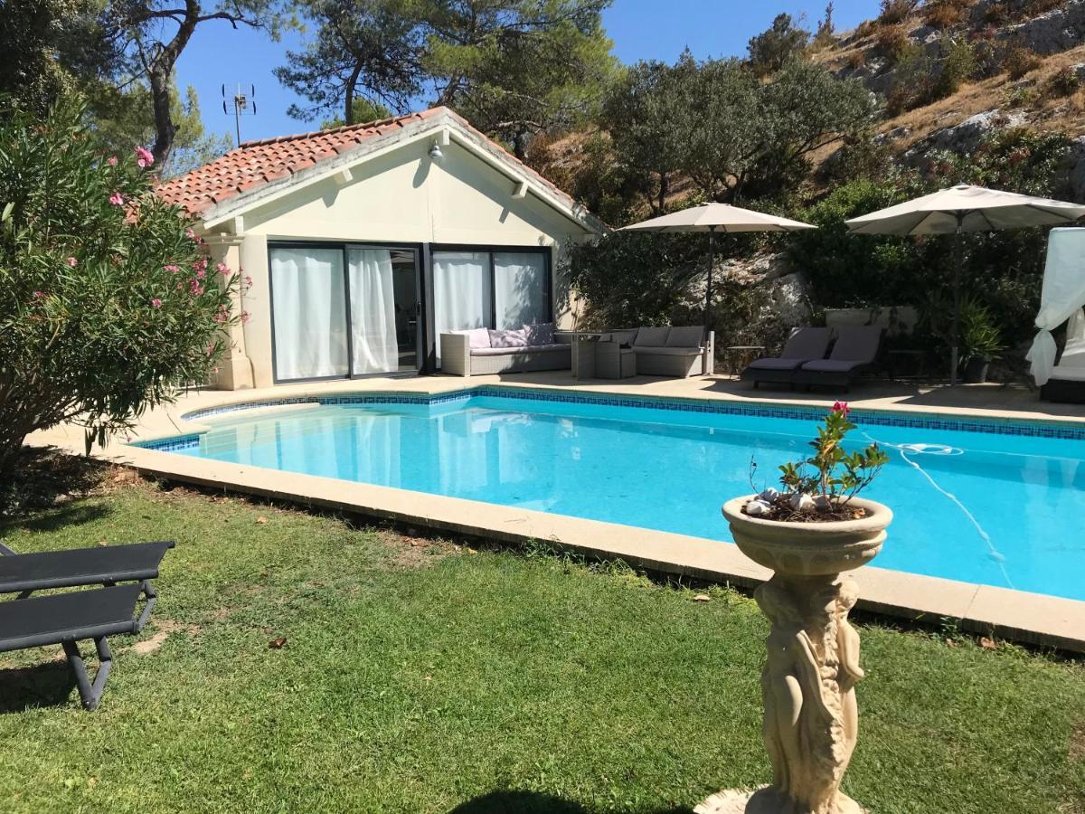 Gite Des Estelles "Axel" Avec Espace Jacuzzi Cavaillon Exterior photo